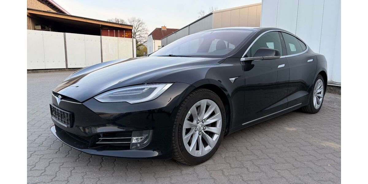 Tesla Model S 134.731 km 33.950 &euro; Oranienburg 16515