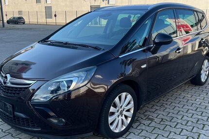 Opel Zafira 169.000 km 5.900 € Frankfurt 60326