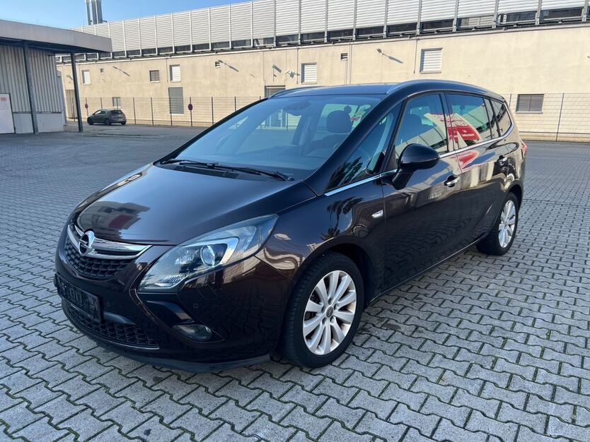 Opel Zafira 169.000 km 5.900 € Frankfurt 60326