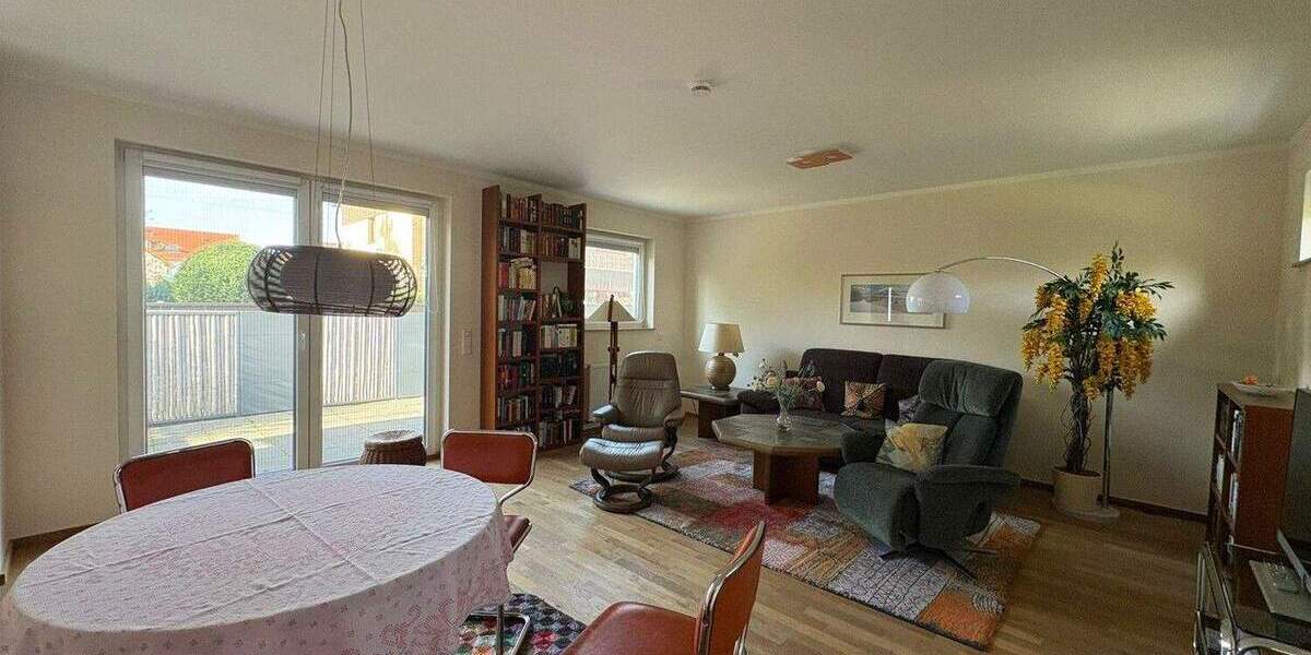 Etagenwohnung Bickenbach - 2 Zimmer, 80 m&sup2;, 1.250&euro; | Angebot:24991837