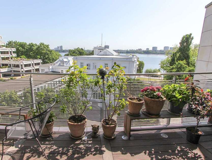 Wohnung zum Mieten in Hamburg 2.966,85 € 114 m² 3 zimmer