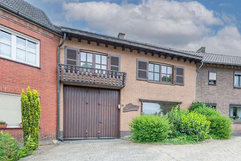 Haus zum Kaufen in Selfkant Höngen 269.800 € 170 m²
