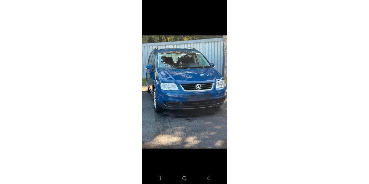 VW Touran 235.000 km 2.350 &euro; Siegen 57078