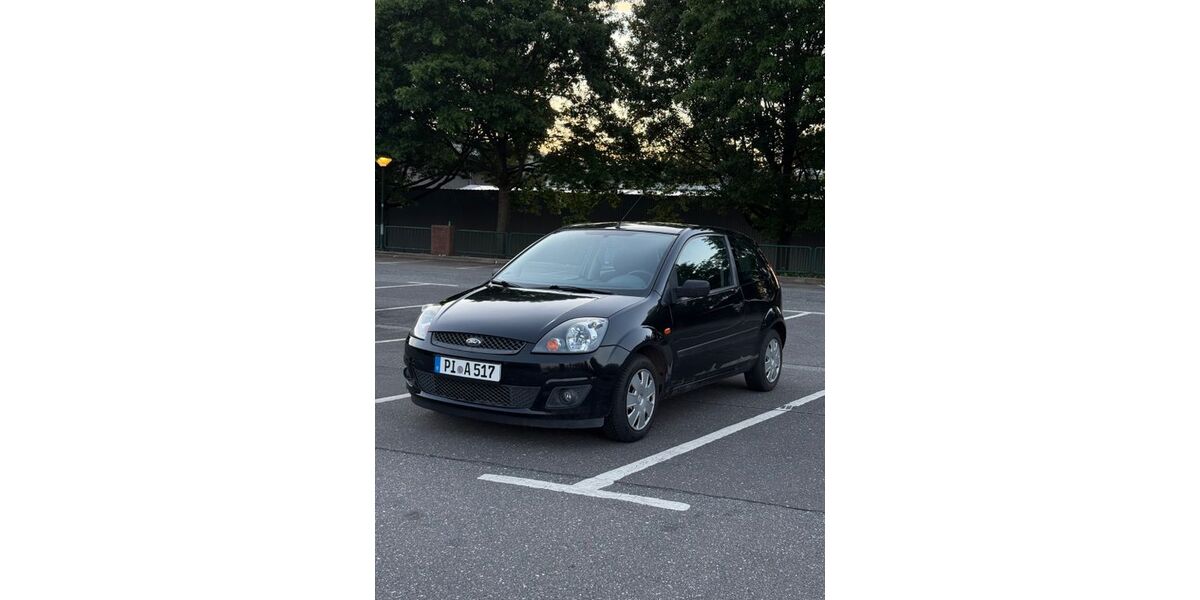 Ford Fiesta 210.000 km 2.250 &euro; Elmshorn 25335