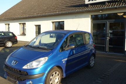 Peugeot 1007 123.869 km 990 &euro; Jaenschwalde 03197