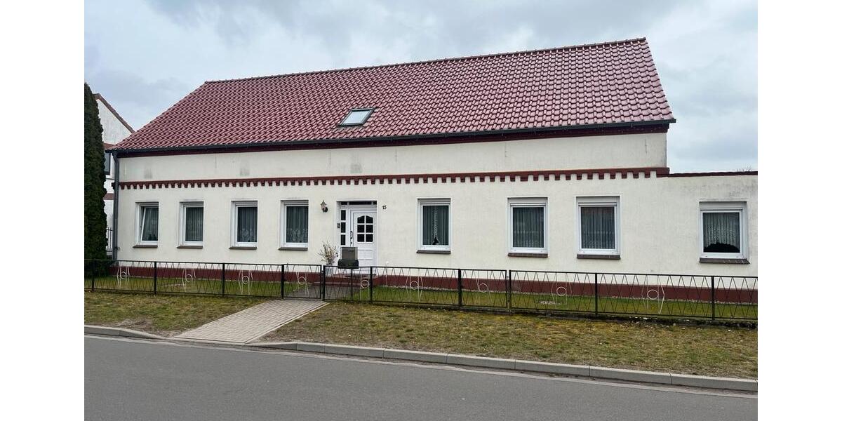 Einfamilienhaus Parchim - 7 Zimmer, 290 m&sup2;, 250.000&euro; | Angebot:26131467