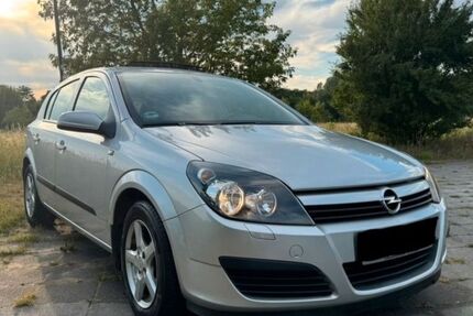 Opel Astra 94.000 km 3.300 &euro; Brandenburg an der Havel 14772
