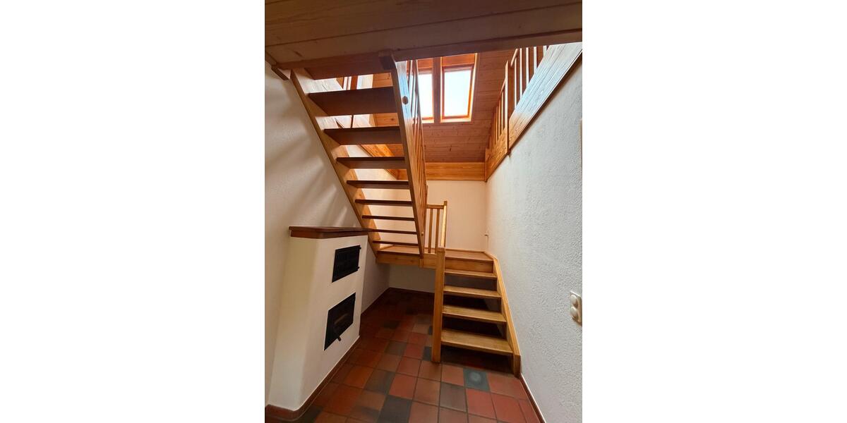 Einfamilienhaus Schlüchtern - 3 Zimmer, 150 m&sup2;, 1.700&euro; | Angebot:25964514