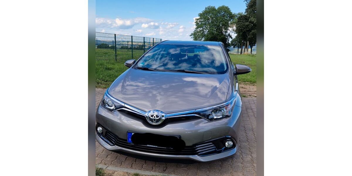 Toyota Auris 39.140 km 14.000 &euro; Pockau-Lengefeld 09514