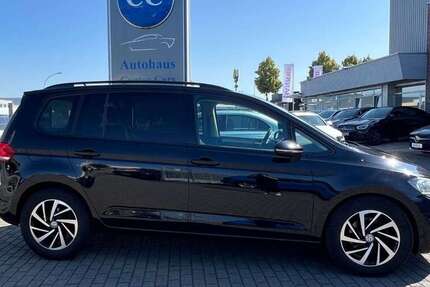 VW Touran 174.180 km 14.950 € Werl 59457