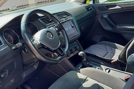 VW Tiguan 102.000 km 14.800 &euro; Fridolfing 83413
