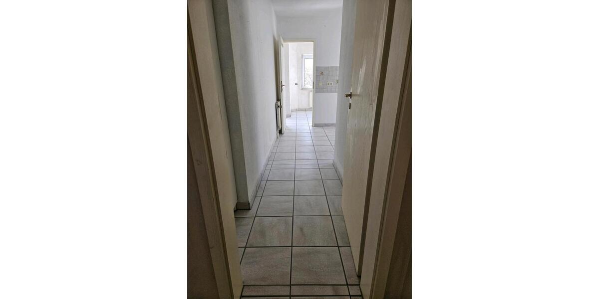 Etagenwohnung Bornheim - 3 Zimmer, 83 m&sup2;, 1.150&euro; | Angebot:26416836