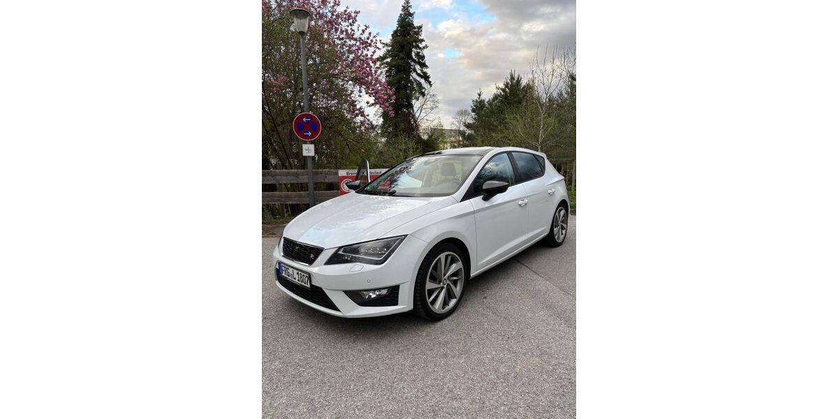 Seat Leon 204.000 km 9.800 &euro; Waldkirchen 94065
