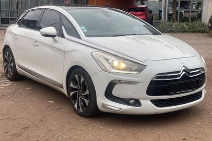 Citroen DS5