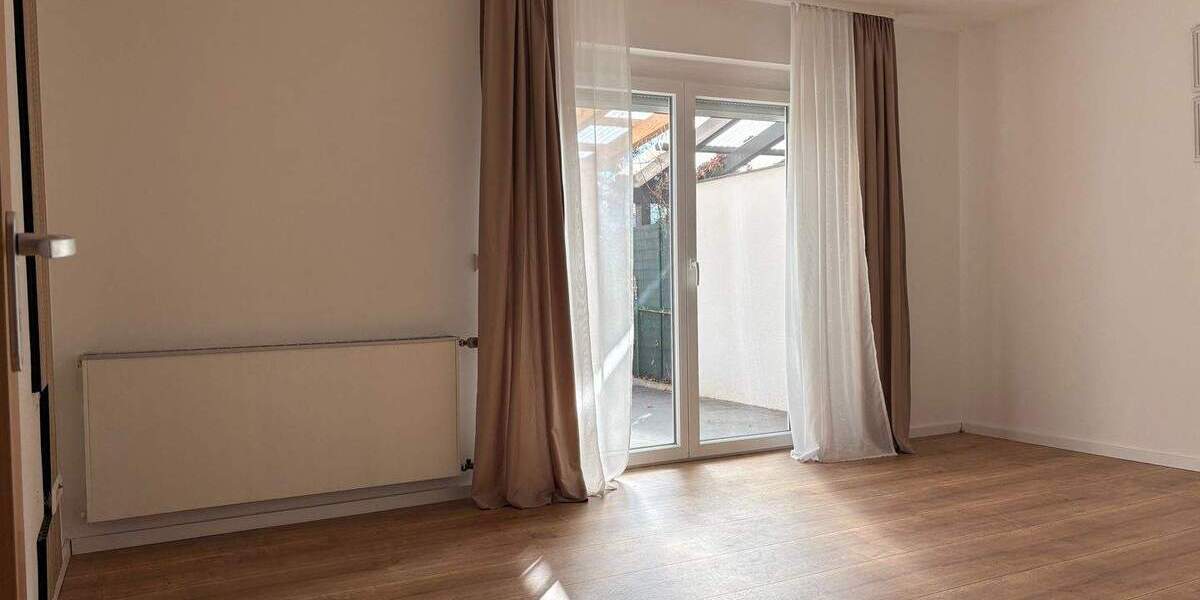 Reihenmittelhaus Reutlingen Burgholz - 6 Zimmer, 85 m&sup2;, 329.000&euro; | Angebot:24815424