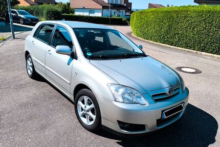 Toyota Corolla 128.000 km 4.950 &euro; Bönnigheim 74357