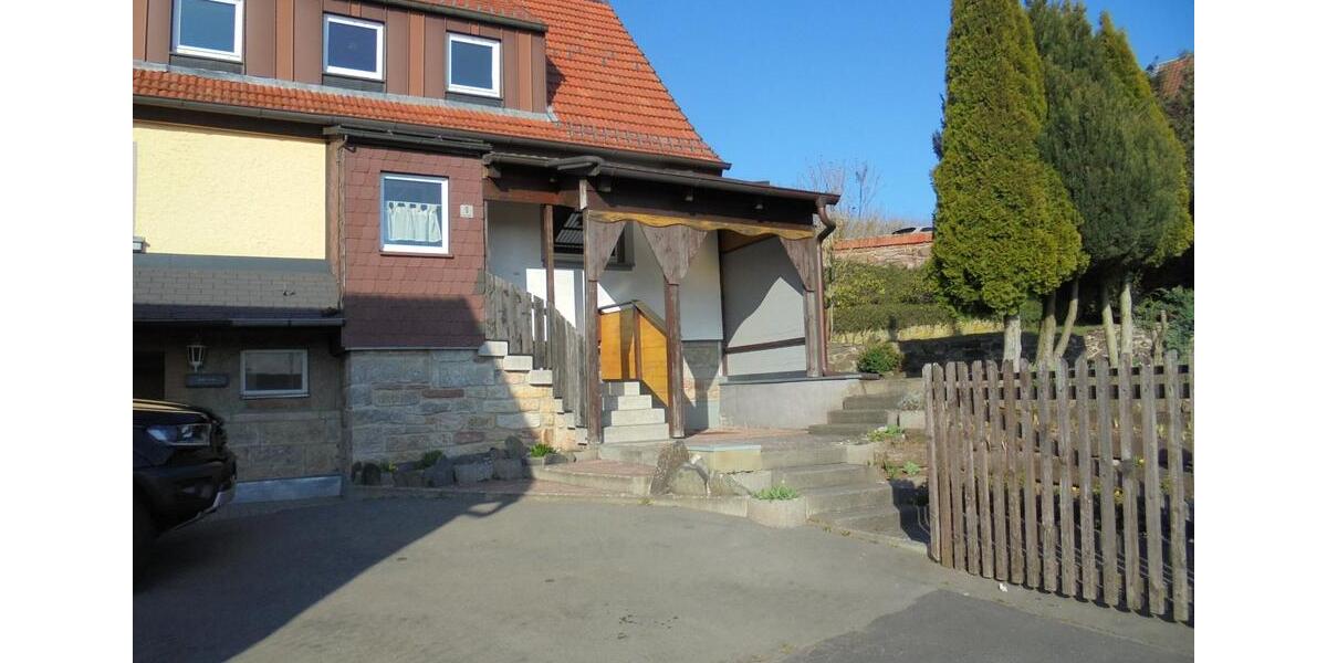 Einfamilienhaus Bad Brückenau - 6 Zimmer, 155 m&sup2;, 1.250&euro; | Angebot:25812932