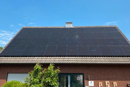 2-Fam-Haus mit PV-Anlage & Speicher - aktuell vermietet 8 zimmer