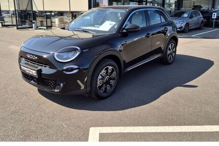 Fiat 600 7.490 km 23.499 € Wildau 15745