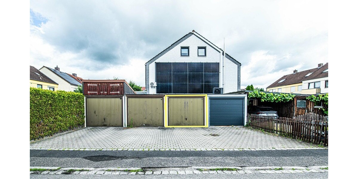 Charmantes Reihenmittelhaus mit eingewachsenen Garten in ruhiger Wohnlage - Reihenmittelhaus Amberg | Angebot:26948784