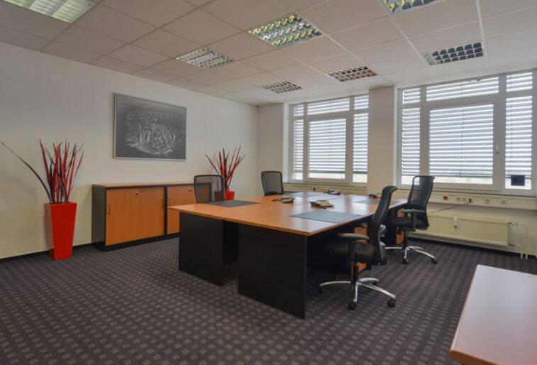 Gewerbeobjekt Hannover Brink-Hafen - 1.156&euro; | Angebot:26852846