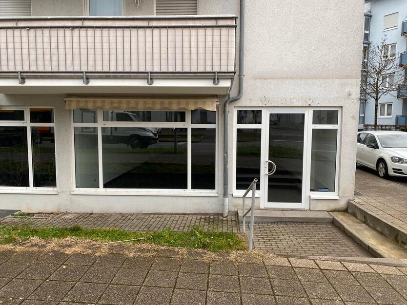 Vielseitiges Ladengeschäft in KA Oberreut