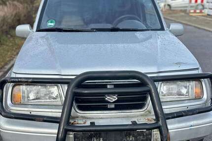 Suzuki Vitara 257.300 km 2.200 &euro; Oberstadion 89613