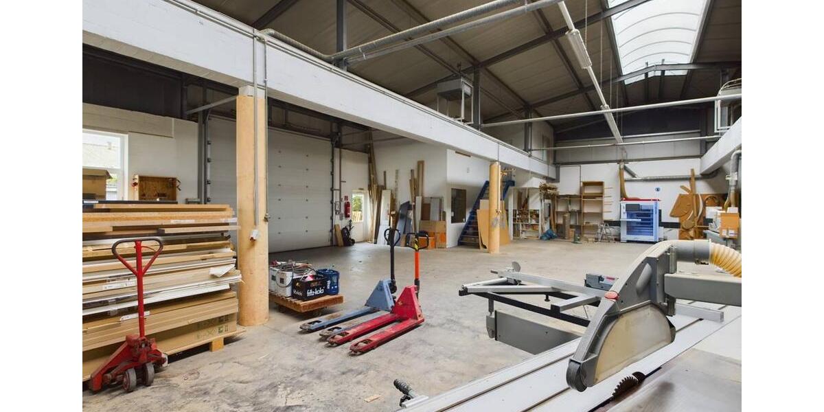 Gewerbeobjekt Bremerhaven Schiffdorferdamm - 2.499&euro; | Angebot:23326057