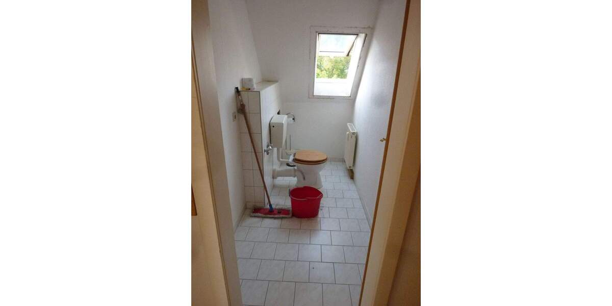 Etagenwohnung Unterwellenborn Kamsdorf - 3 Zimmer, 64 m&sup2;, 29.900&euro; | Angebot:25734729
