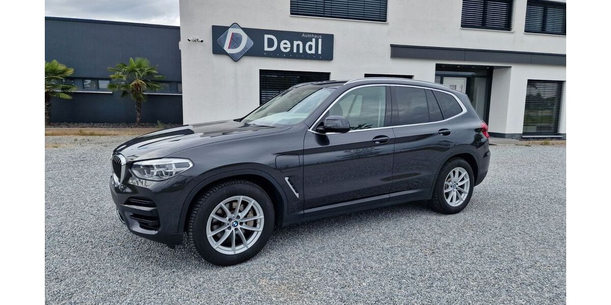 BMW X3 111.000 km 24.900 &euro; Dingolfing 84130