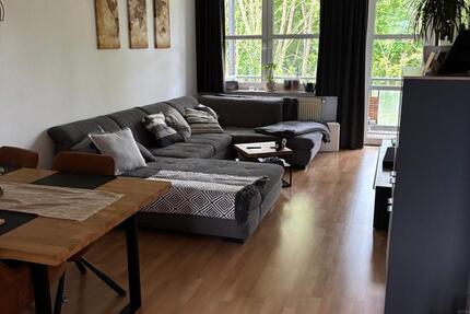 Helle 2-Zimmer Wohnung, zentral gelegen
