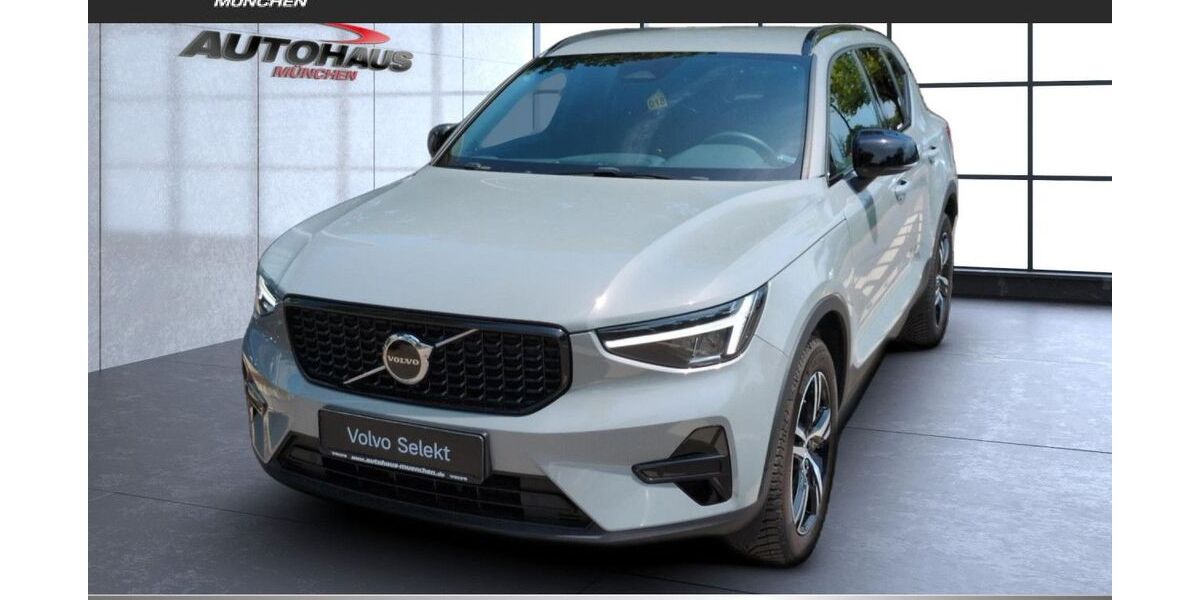 Volvo XC40 9.600 km 34.990 &euro; München 81825