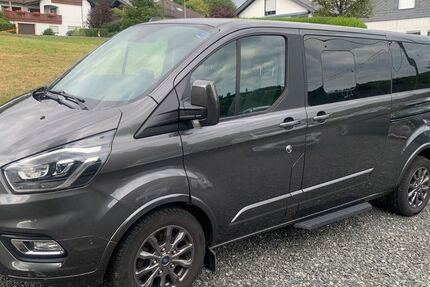 Ford Tourneo Custom 110.000 km 28.999 &euro; Katzwinkel 57581