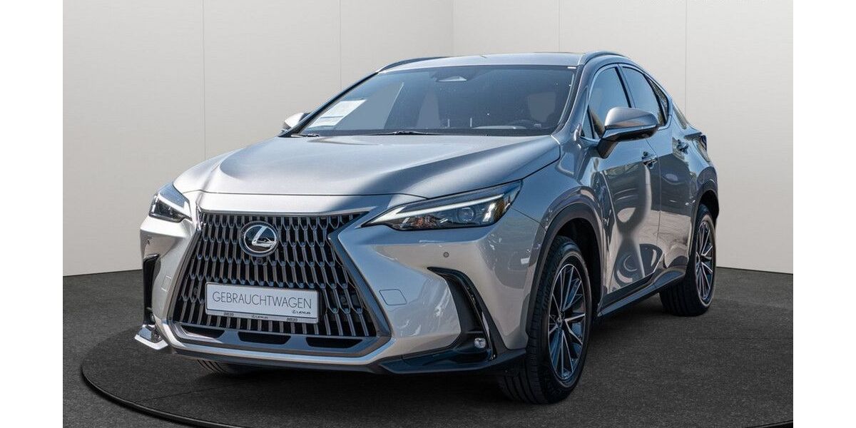 Lexus NX 450h 61.443 km 46.990 &euro; Hamburg 22529