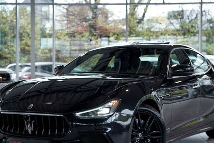 Maserati Ghibli 109.800 km 38.800 &euro; Remscheid/NRW 42855
