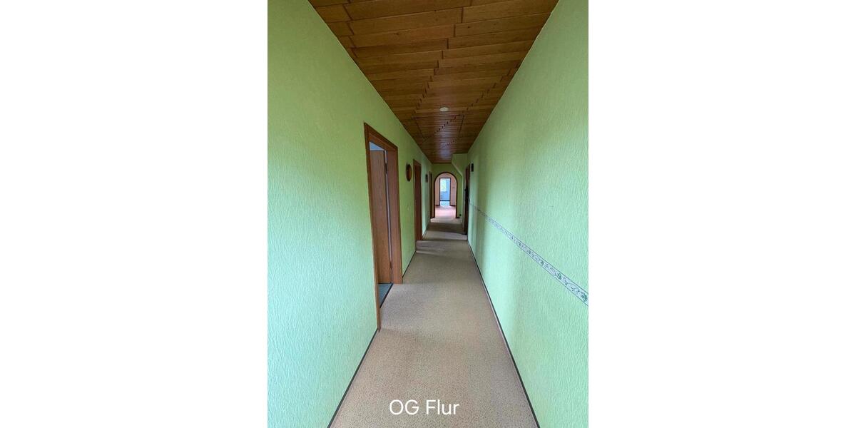 Einfamilienhaus Husum - 8 Zimmer, 238 m&sup2;, 325.000&euro; | Angebot:26942636
