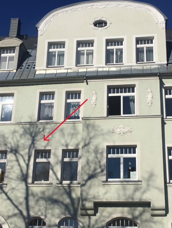 Helle 2-Zimmerwohnung mit Küche !