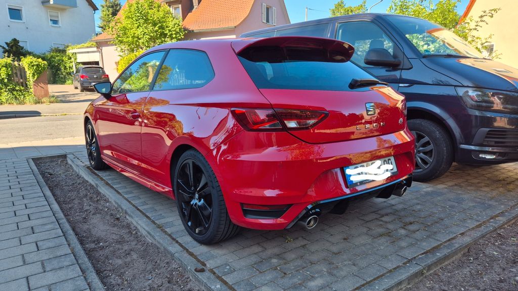 Seat Leon 91.230 km 10.000 &euro; Nürnberg 90482