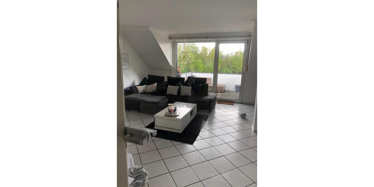 Dachgeschoßwohnung Dortmund Huckarde - 1 Zimmer, 100 m&sup2;, 900&euro; | Angebot:26288143