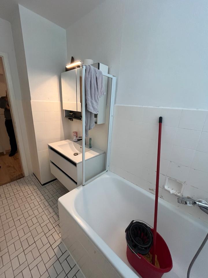 3-Zimmer-Wohnung mit 4. Zimmer im DG, 2 Balkone & Garage