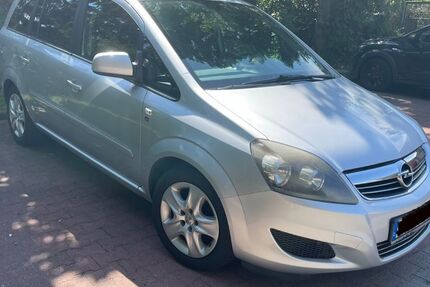 Opel Zafira 303.836 km 2.300 &euro; Hamburg 22117