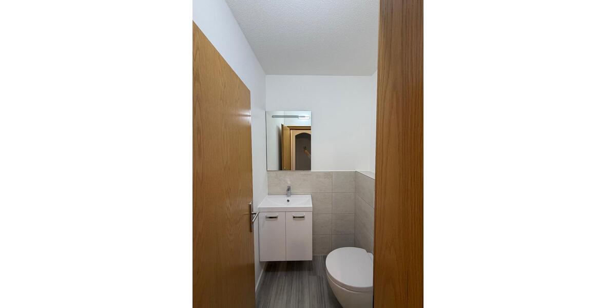 Dachgeschoßwohnung Bad Rothenfelde - 3 Zimmer, 97 m&sup2;, 980&euro; | Angebot:26624885