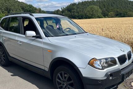 BMW X3 264.000 km 2.850 &euro; Wetter 35082