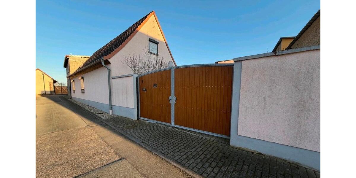 Einfamilienhaus Querfurt - 6 Zimmer, 110 m&sup2;, 84.000&euro; | Angebot:27071165