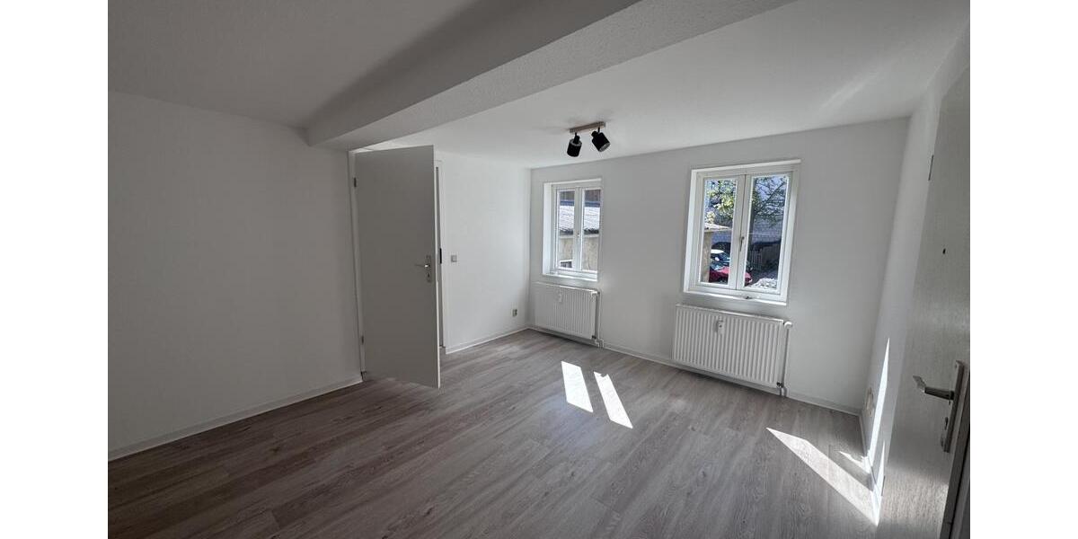 Etagenwohnung Blankenburg (Harz) - 2.5 Zimmer, 52 m&sup2;, 338&euro; | Angebot:26348029