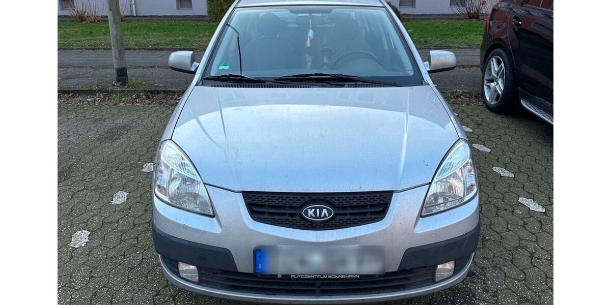 Kia Rio 92.695 km 3.499 &euro; Voerde 46562