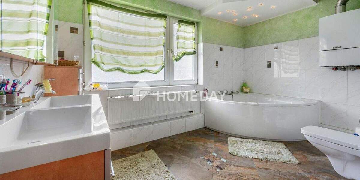 Etagenwohnung Bochum Hamme - 5 Zimmer, 116 m&sup2;, 239.000&euro; | Angebot:24608340