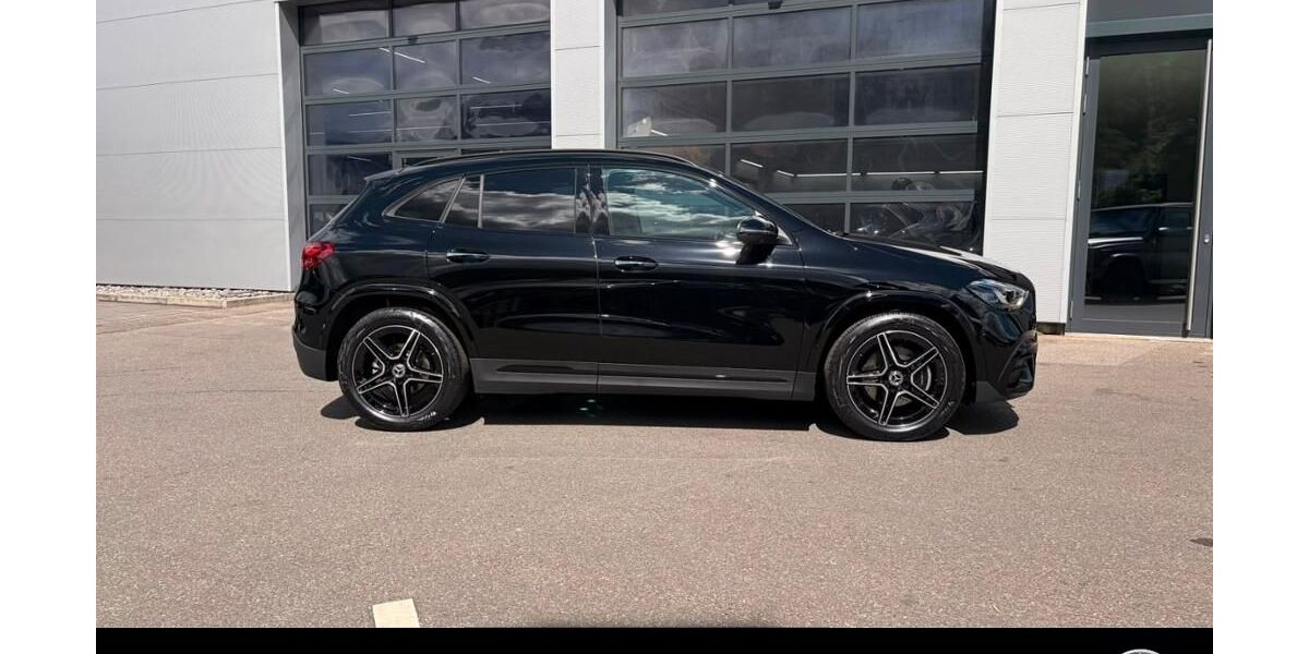 Mercedes-Benz GLA 200 9.000 km 45.500 &euro; Überlingen 88662