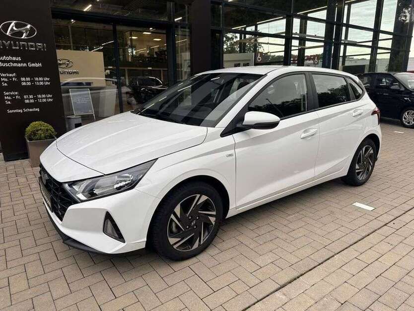 i20