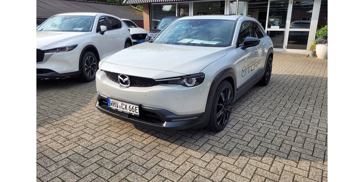 Mazda MX-30 13.837 km 21.990 &euro; Wilhelmshaven 26388